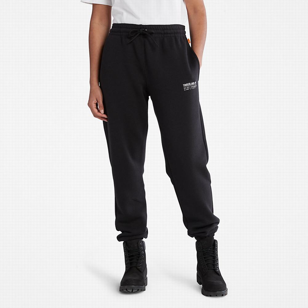 Pánské Kalhoty Jogger Timberland Luxe Pohodlí Essentials Refibra™ Tracksuit Bottoms Černé | TI81493-120